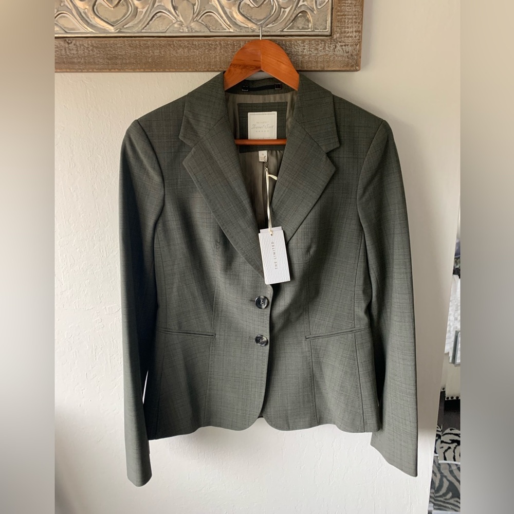 Women’s suit jacket size 8